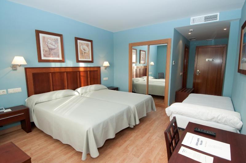 Hotel Arva Santiago León Chambre photo